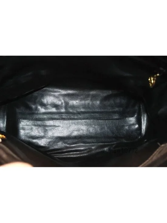 Chanel Caviar Leather Jumbo CC Logo Chain Shoulder Bag - Picture 7 of 9